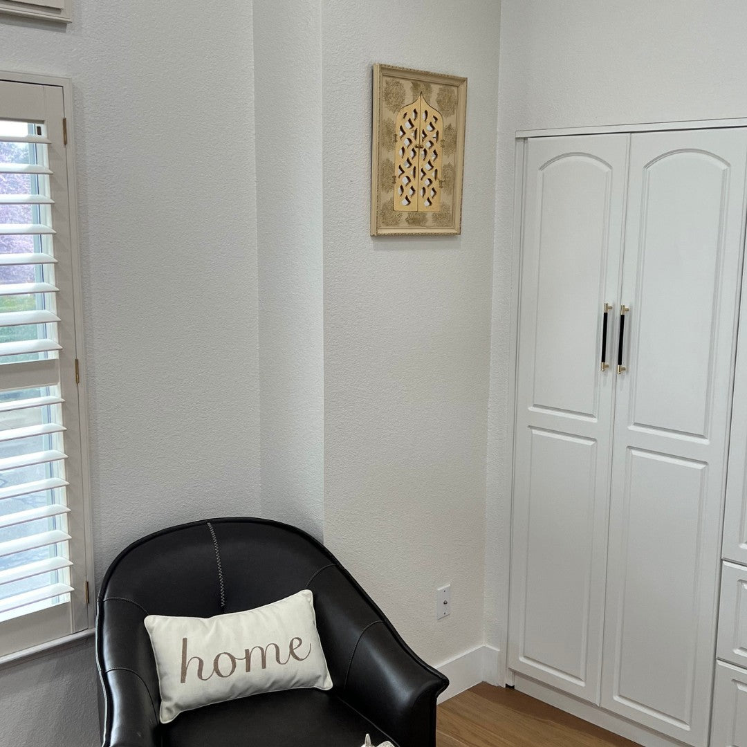 White House Jharokha Wall Art – Opening Gold Doors, 20x16