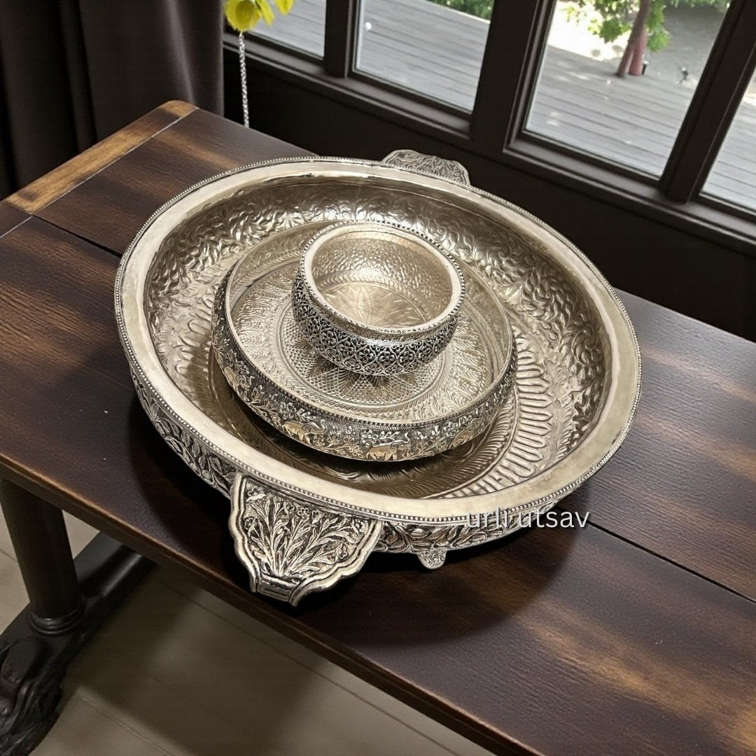 26-Inches Leaves Engraved Urli Bowl | Antique Silver