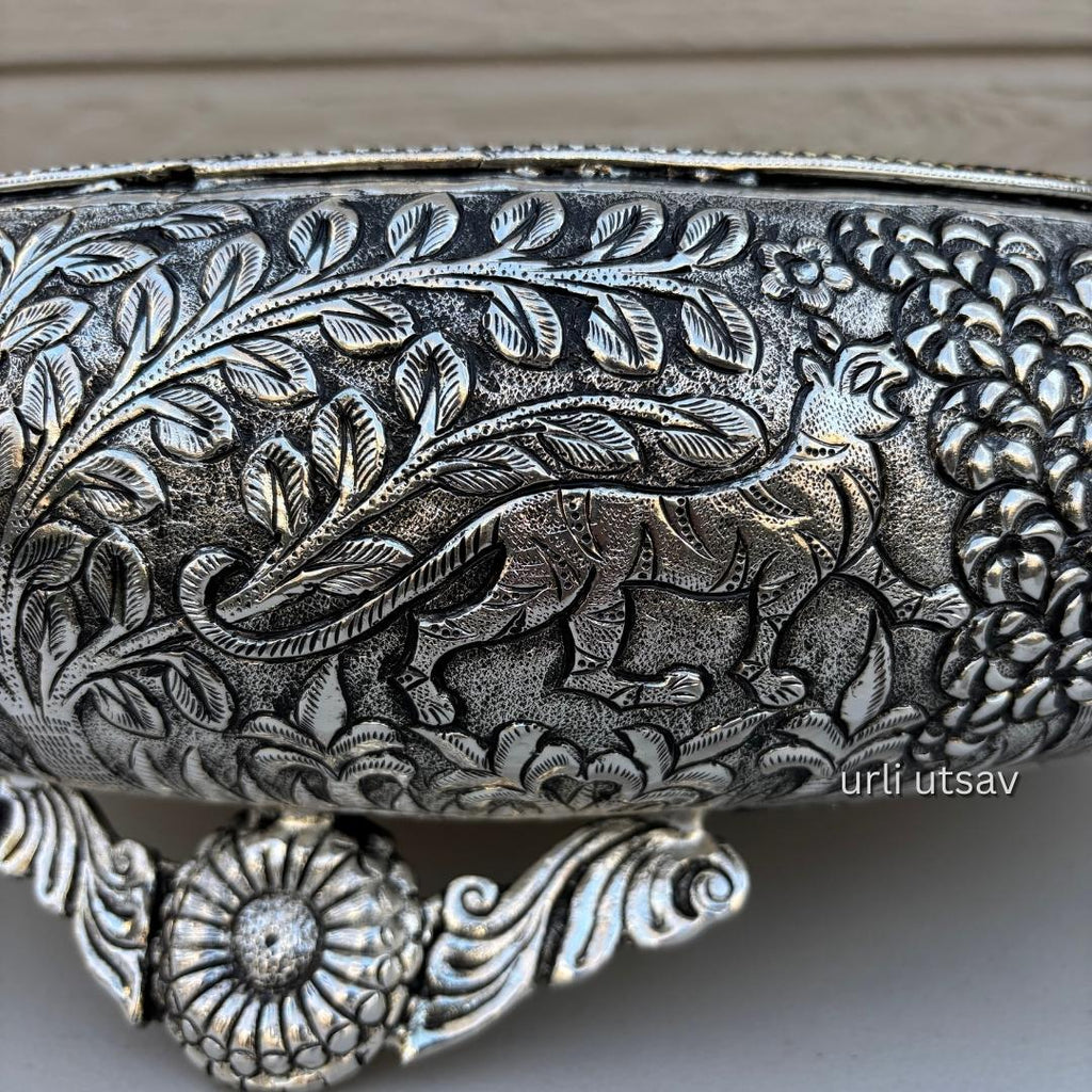 17-Inches Jungle Theme Engraved Urli Bowl | Antique Silver