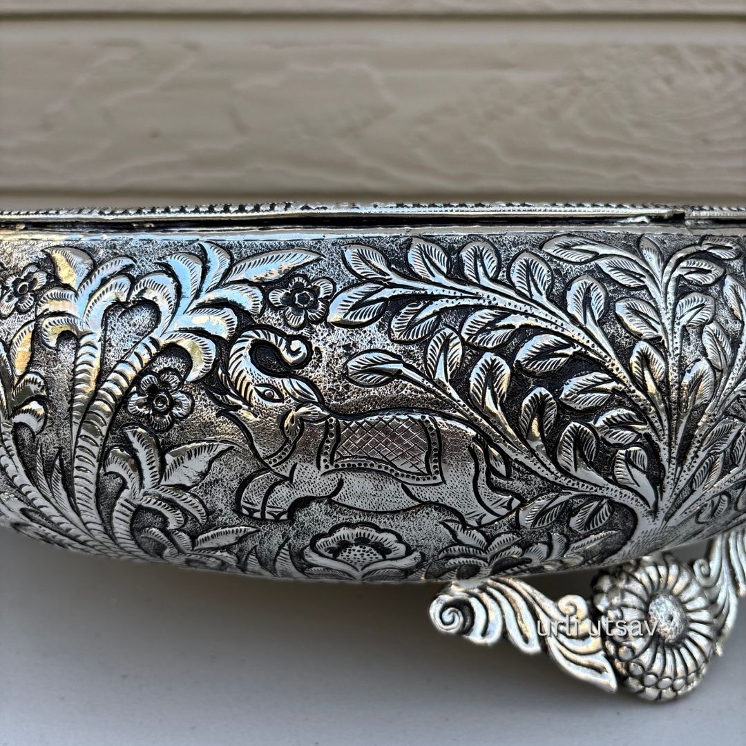 17-Inches Jungle Theme Engraved Urli Bowl | Antique Silver