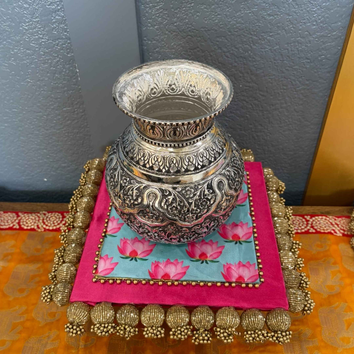 7-Inches Kalash Leaves Design | Antique Silver Lota