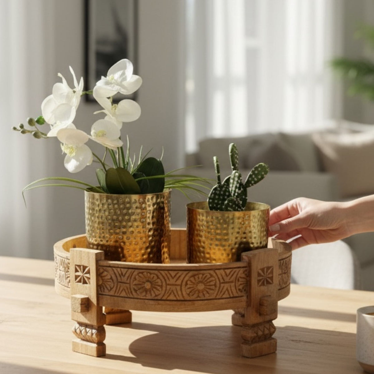 Hammered Gold Planters - Iron, Set of 2 (8 in & 7 in)