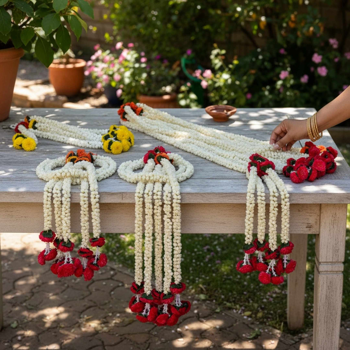 Mogra, Marigold and Leaf Garland Set of 10 - 5FT or 2FT