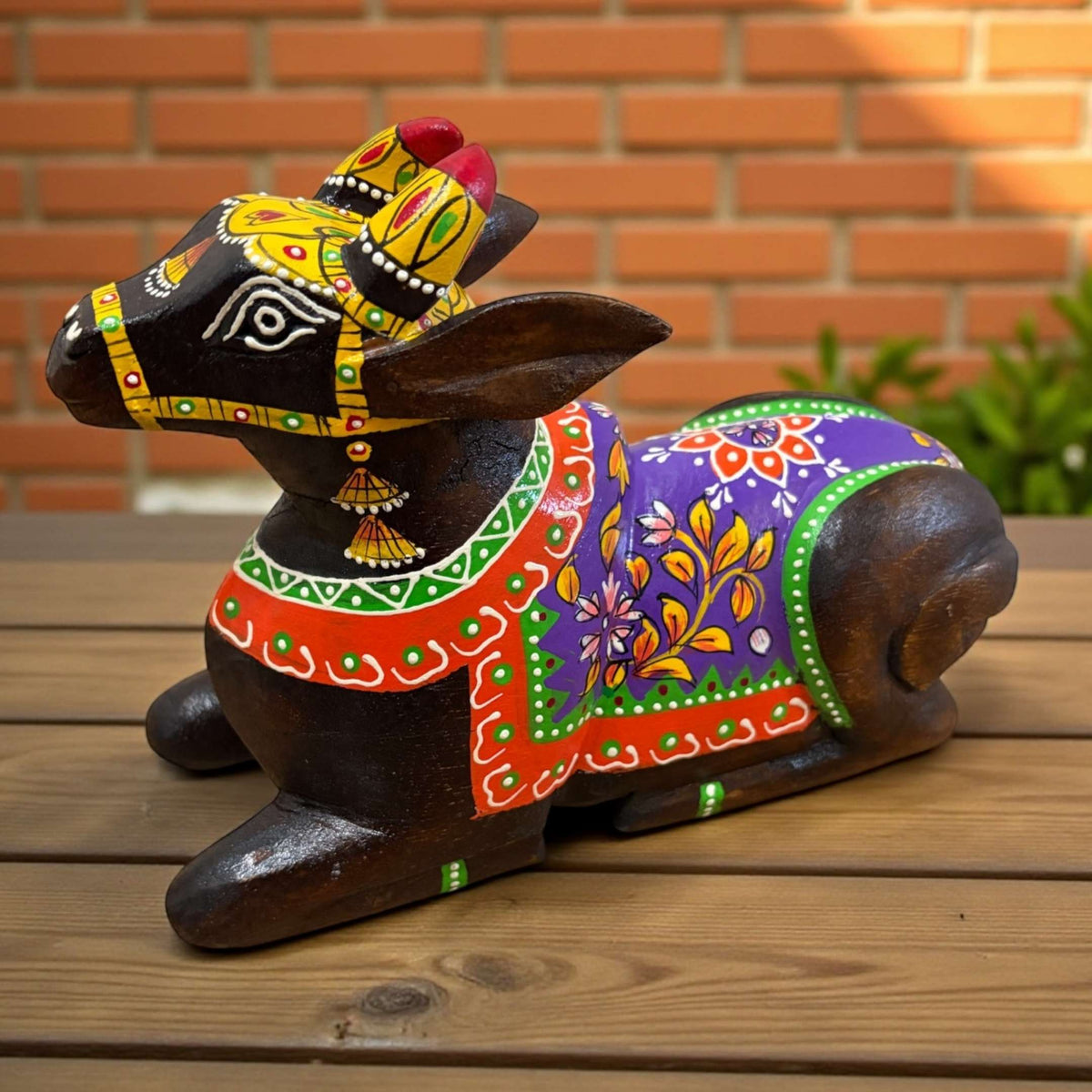 Wooden Nandi Statue - 9-Inch Hand-Carved, 10 Colours