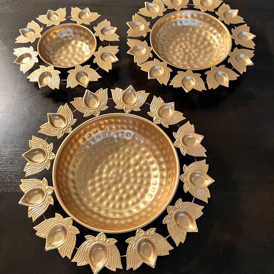 Lotus Petal Urli Bowls – Set of 3 Gold Diya Rim Urlis