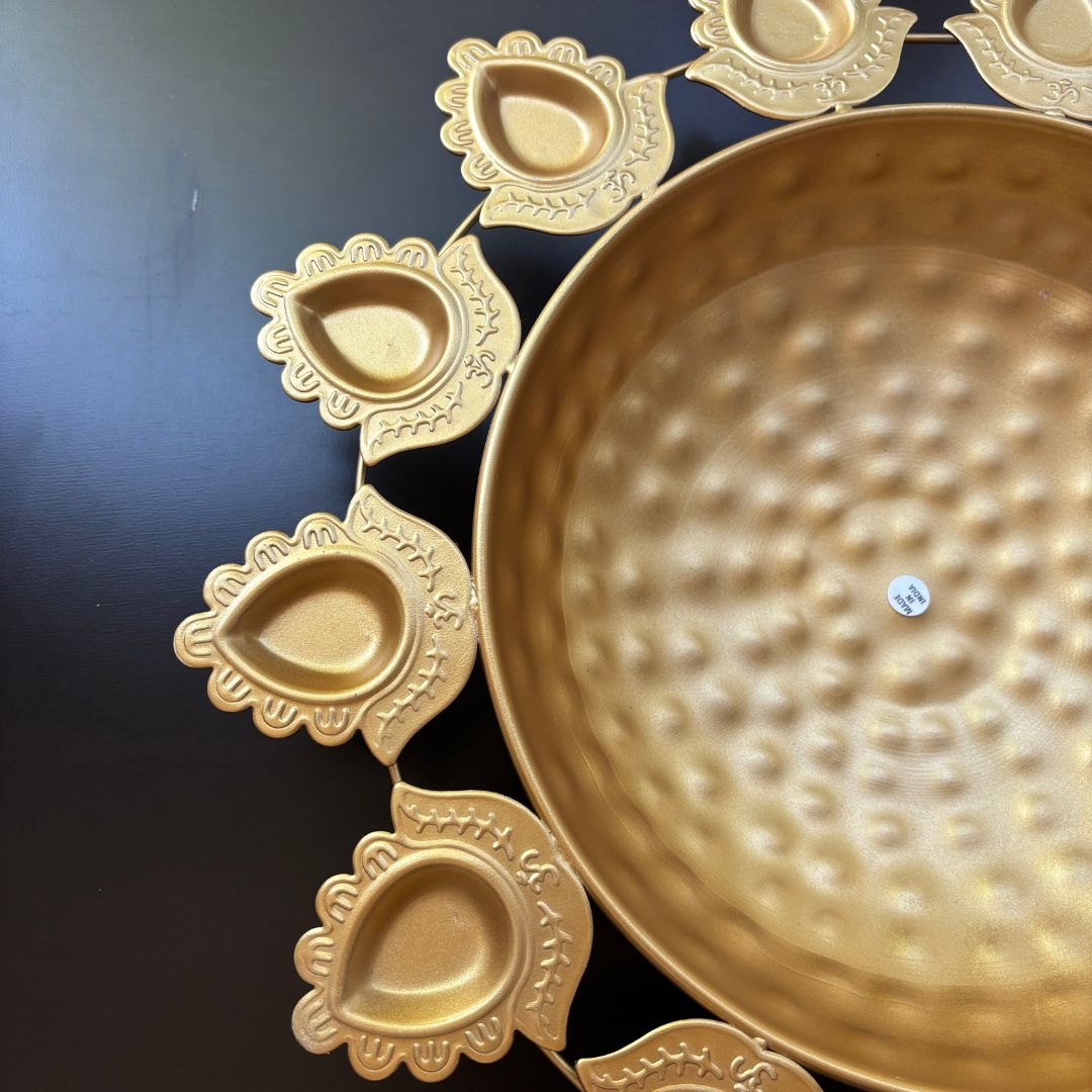 Om Urli Bowls – Set of 3 Ivory & Gold Teardrop Rim Urlis