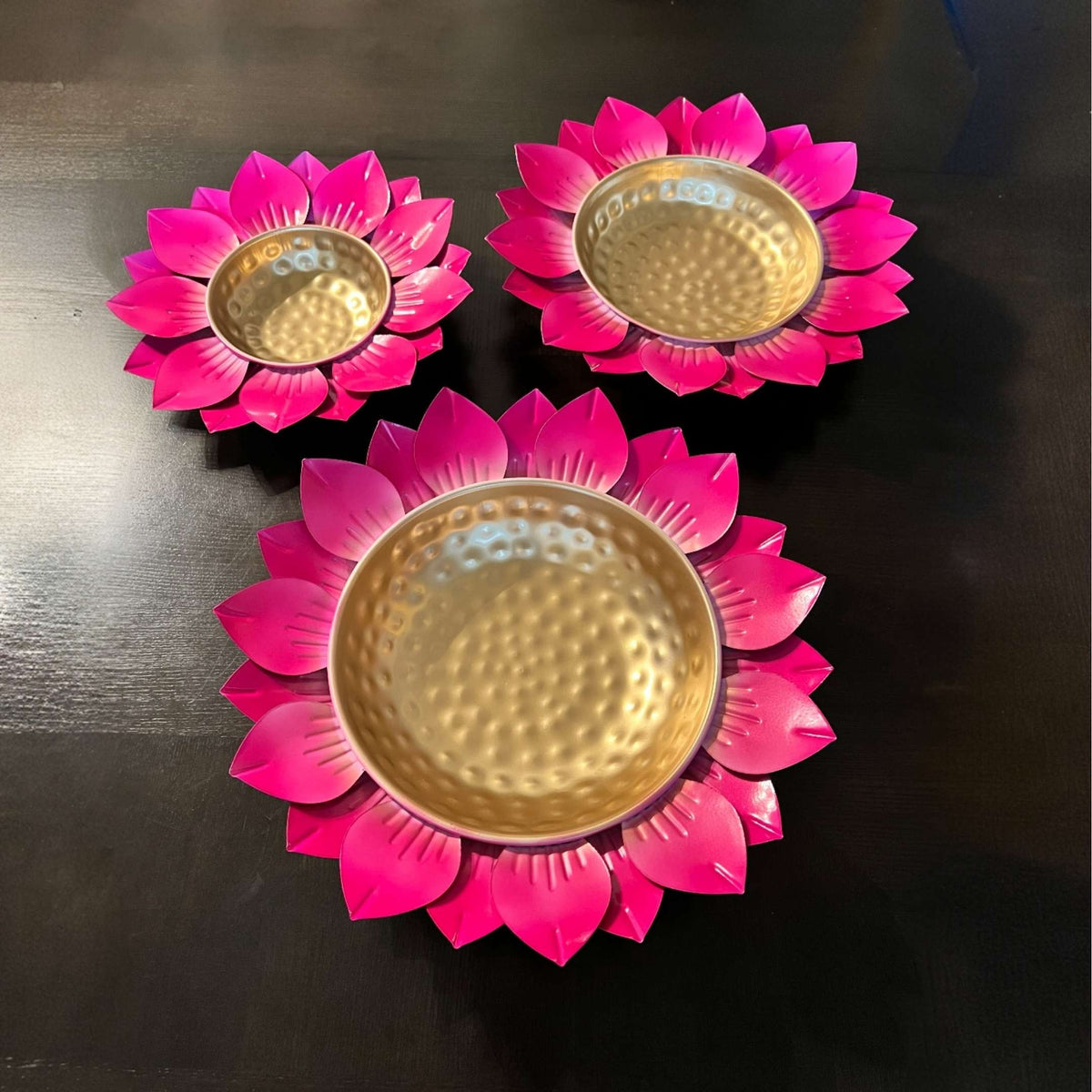 Sunflower Urli Bowls – Set of 3 Pink Petal Rim Urlis