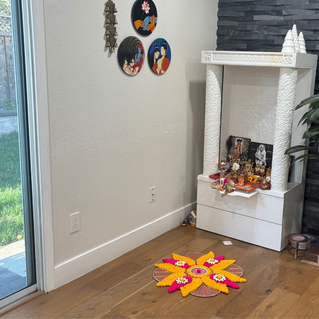 Rangoli Set with Pom Poms & Mirrors - Trishul or Hexagon